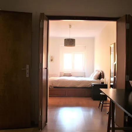Olívia House *